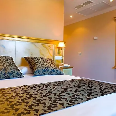 Soho Boutique Otel 4*