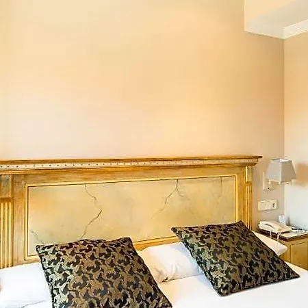 Otel Soho Boutique 4*